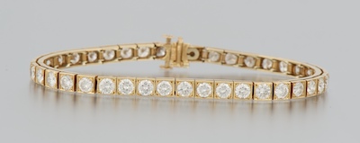 A Ladies Diamond Tennis Bracelet 1340c7
