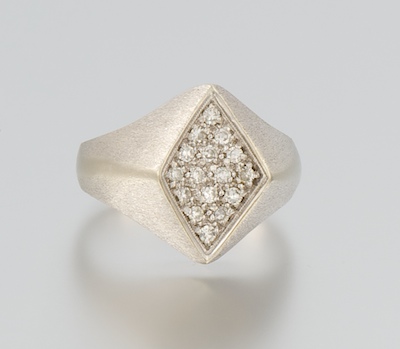 A Gentlemans Diamond Cluster Ring