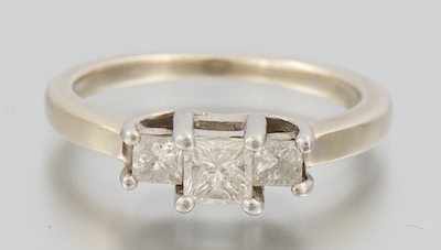 A Ladies Three Princess Cut Diamond 13411b