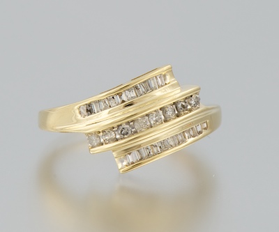 A Ladies Diamond Cluster Ring 1341ad