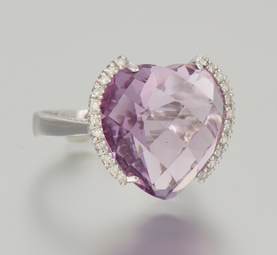 A Ladies Amethyst Heart and Diamond 1341e3