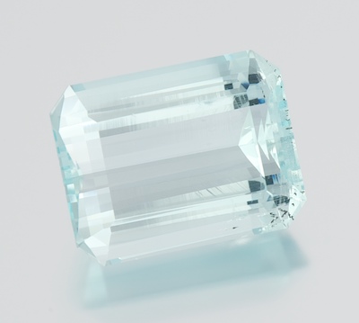An Unmounted Aquamarine Gemstone