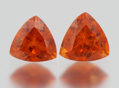 An Unmounted Pair of Mandarin Garnets 134210