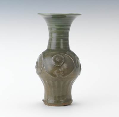 A Longquan Yen Yen Vase Pottery 134438