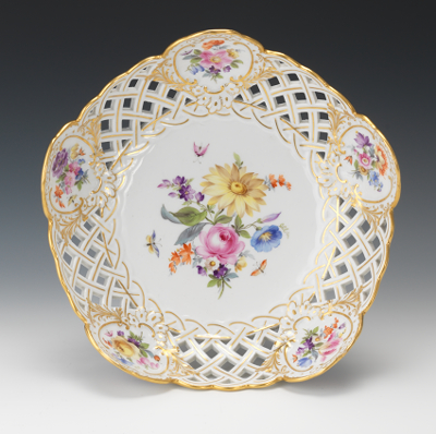 A Meissen Porcelain Pierced Dish 1344e8