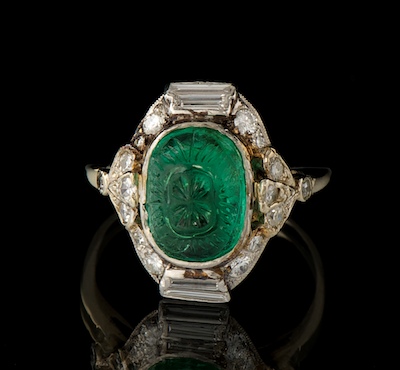 An Art Deco Carved Emerald and 1345a2