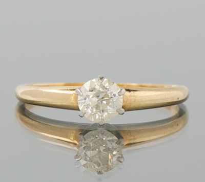 A Ladies Diamond Solitaire Ring 1345f4