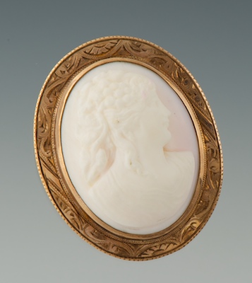 A Victorian Pink Shell Cameo Brooch 134610