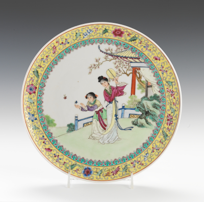 Famille Rose Footed Plate with 134947