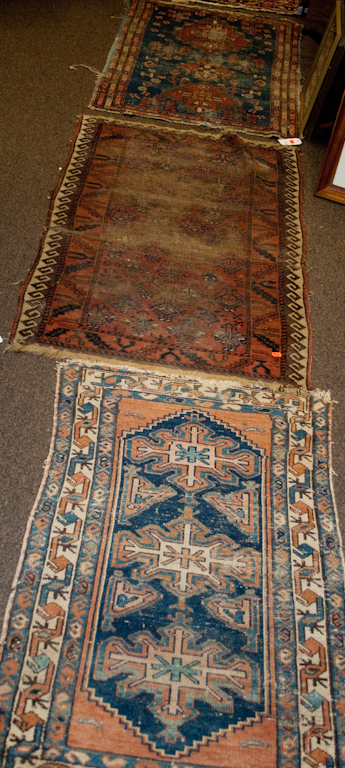 Three oriental scatter rugs Estimate 13712a