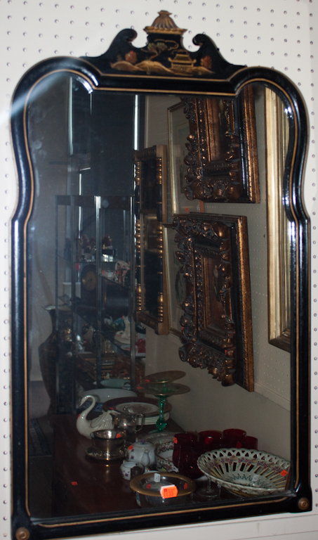 George II style japanned mirror 1371c6
