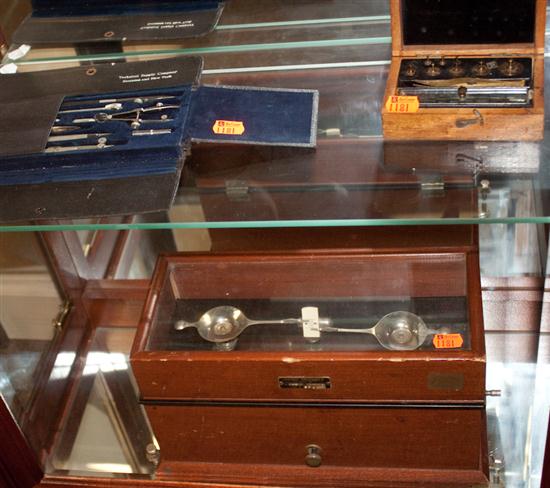 Wood encased jeweler's scale portable