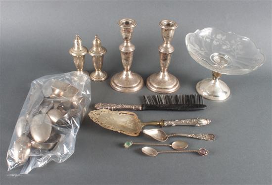 Assorted American silver flatware 13745b