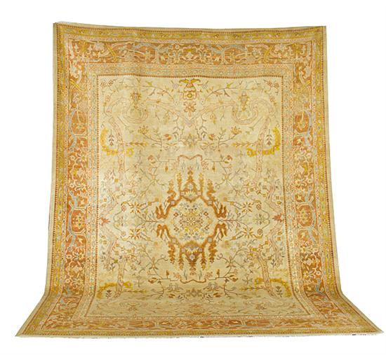 Oushak carpet 8'11'' x 12' scattered