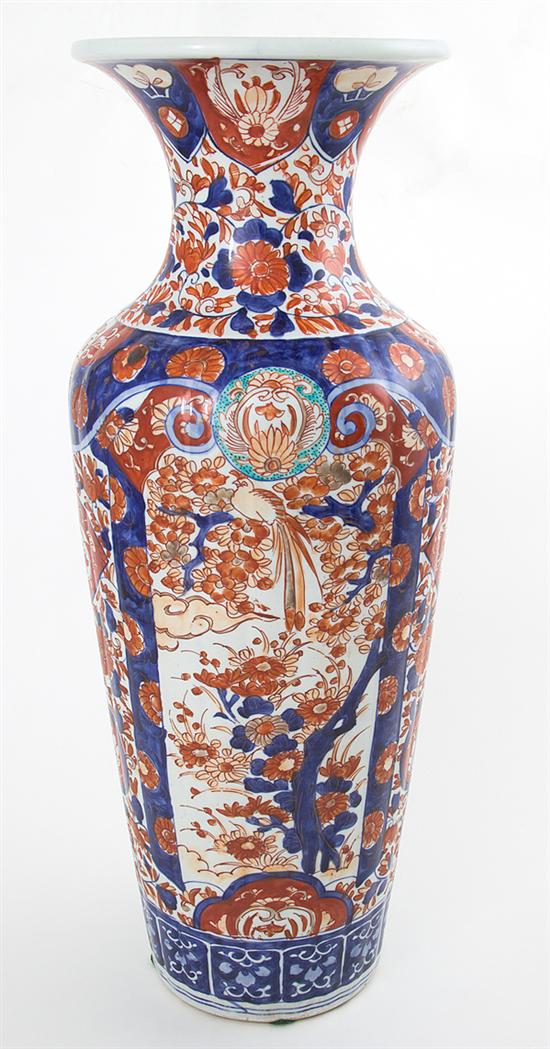 Japanese Imari porcelain vase late