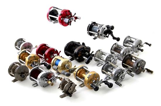 Collection of bait casting reels 13787c