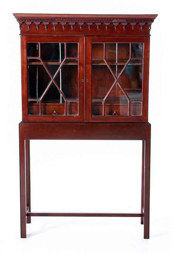 Georgian style mahogany cabinet 1378dc