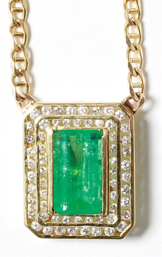 Emerald and diamond pendant necklace