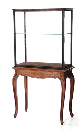 Louis XV style display cabinet 1379e2