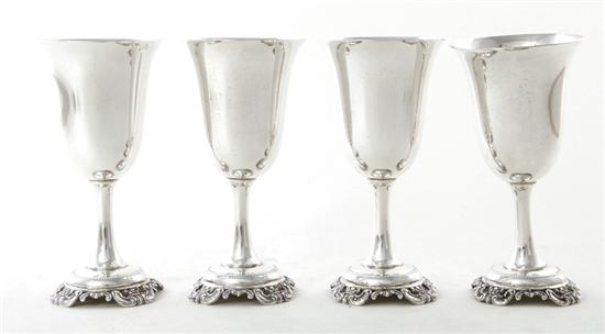 Set of Wallace sterling goblets 137ba5