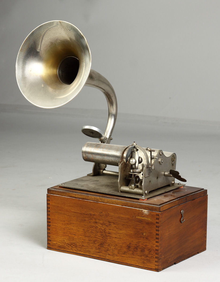 Rare French 'Omega' Phonograph