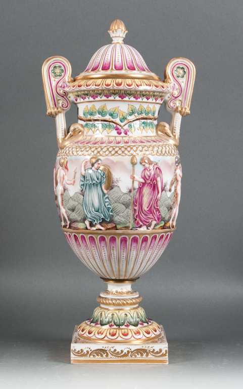 Capodimonte porcelain classical 137d33