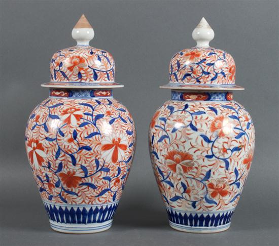 Pair of Japanese Imari porcelain 137d3a