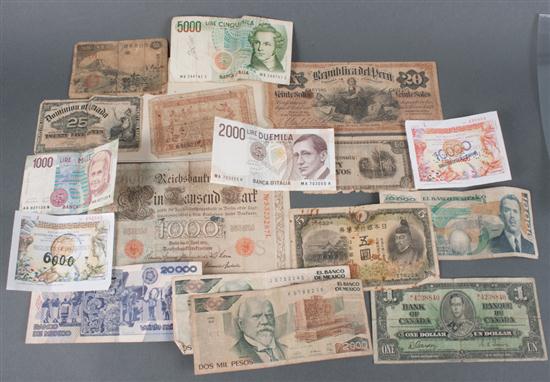 Selection of paper money of Mexico 138134