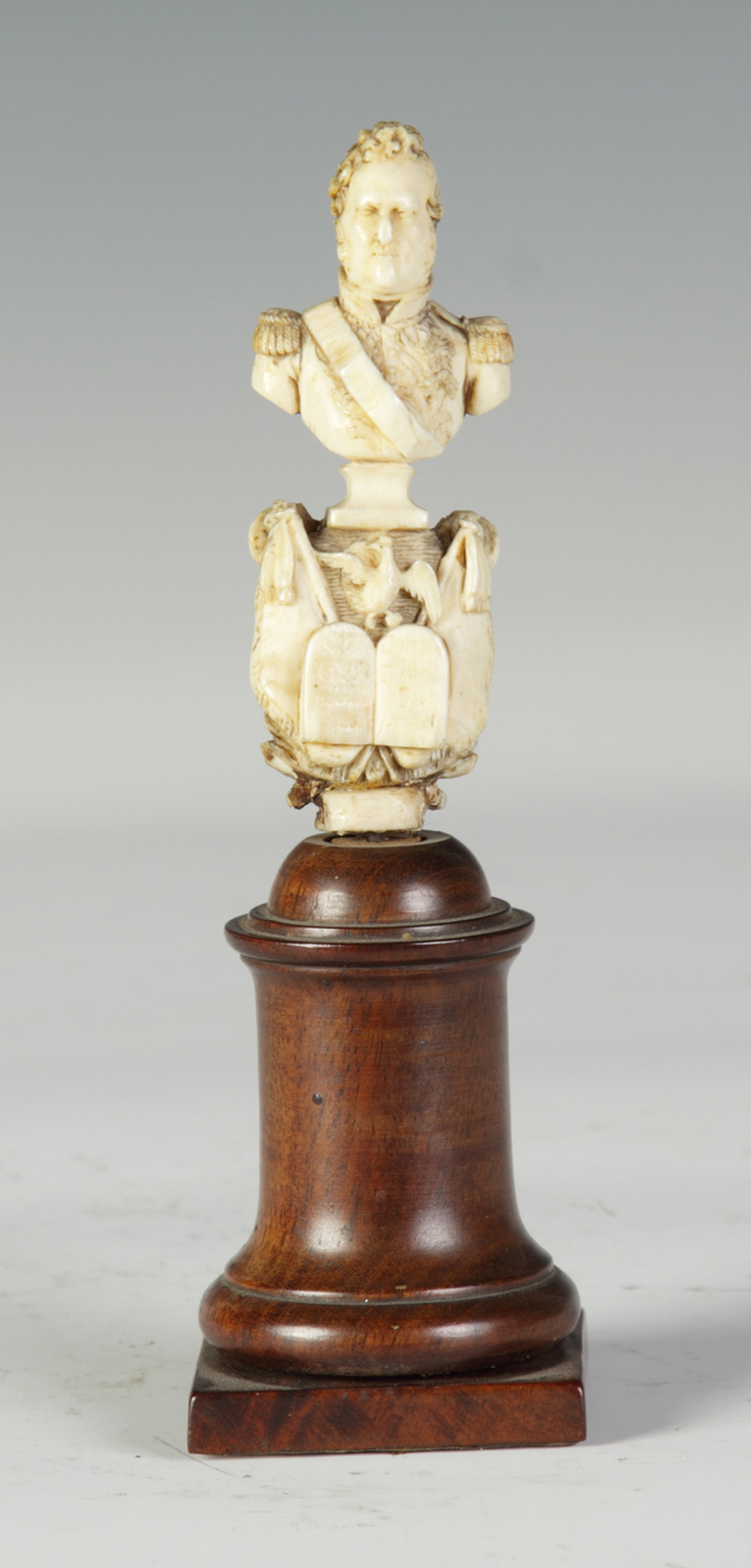 Carved Ivory Military Figure Text 138556