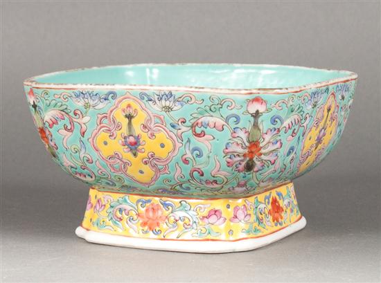 Chinese Famille Rose porcelain 13857f
