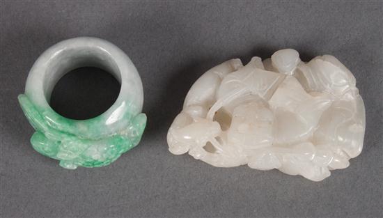 Chinese carved jade pendant and 1385e3