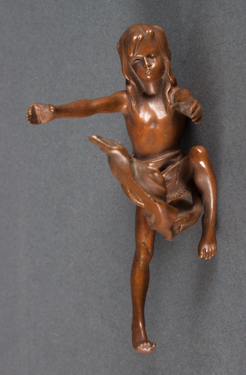 Continental bronze figural mount