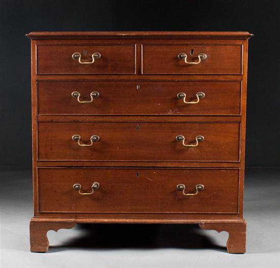 Federal mahogany chest of drawers Mid-Atlantic