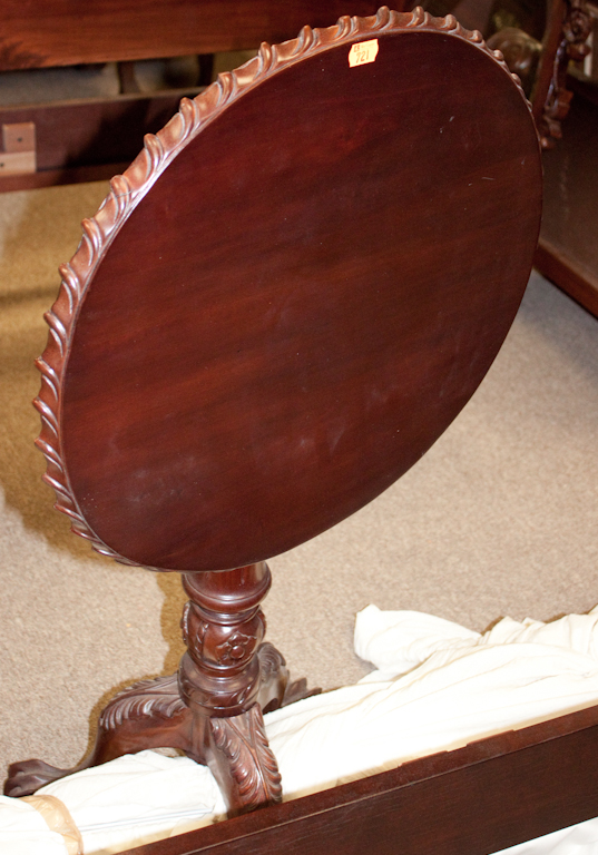 Chippendale style mahogany tilt-top