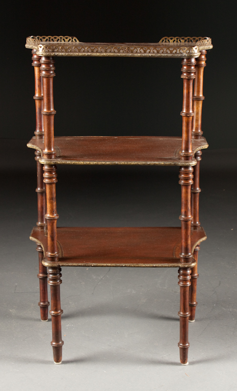 Continental style mahogany three tier 1362d0