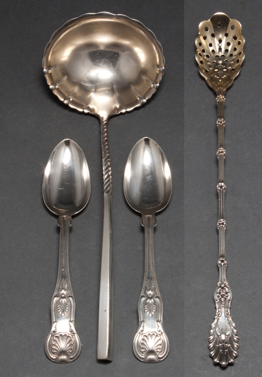 Two American sterling silver serving 1364d1