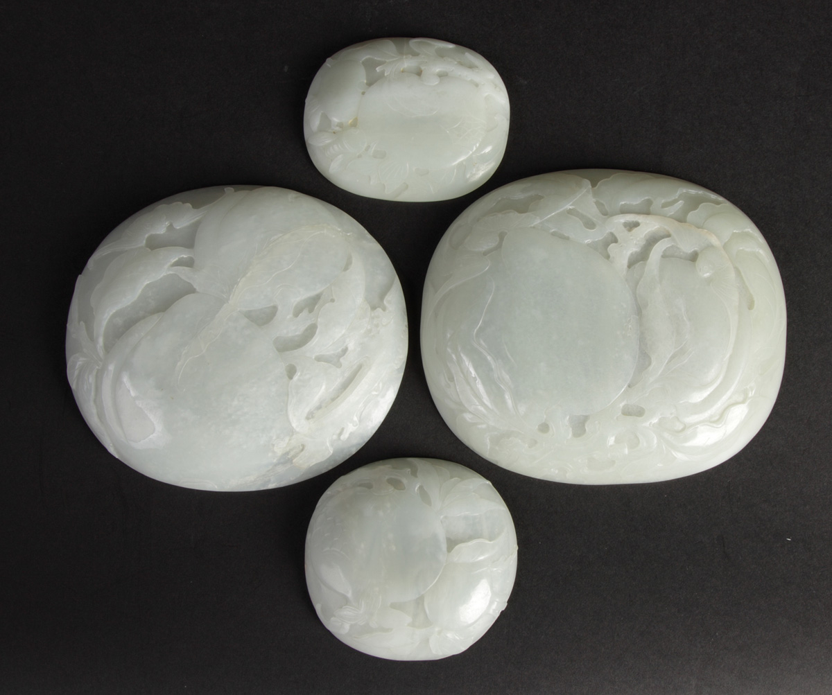 2 Chinese Small Carved White Jade 1365a2