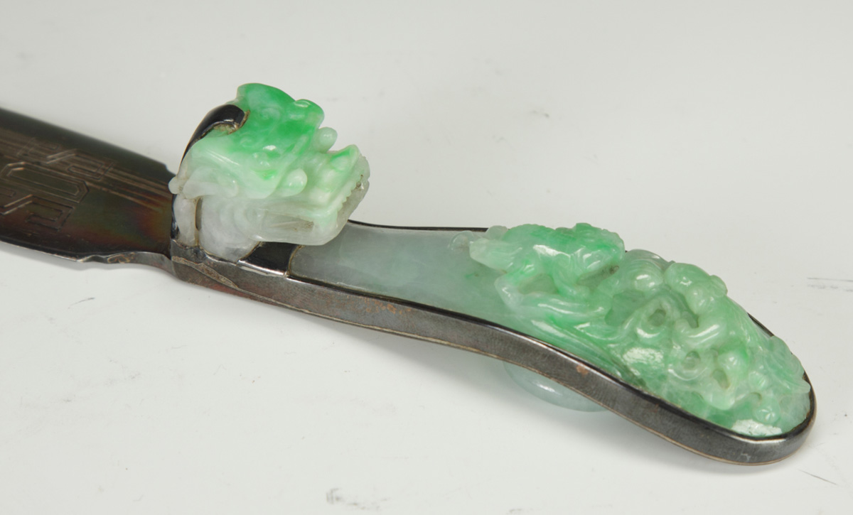 Carved Jade Belt Hook With carved 1365b5