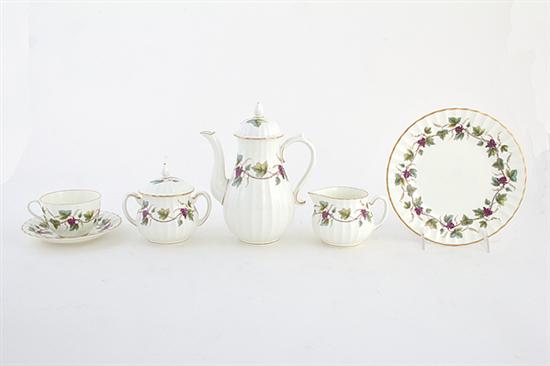 Royal Worcester dessert service 1368e4