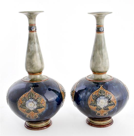 Pair Royal Doulton pottery vases 1368e7