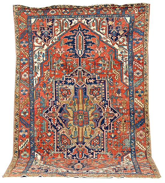 Antique Persian Heriz carpet circa