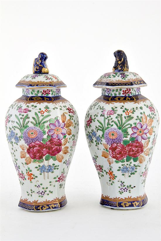 Pair Samson porcelain covered vases 13699d