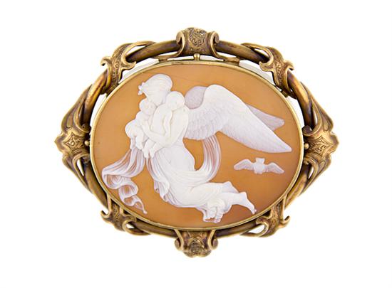 Fine carved shell cameo pendant brooch 1369c9