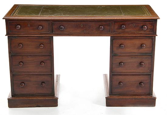 English mahogany pedestal desk 1369e2