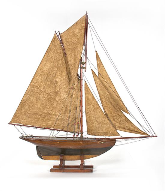 Carved wood pond yacht early 20th 136aaf