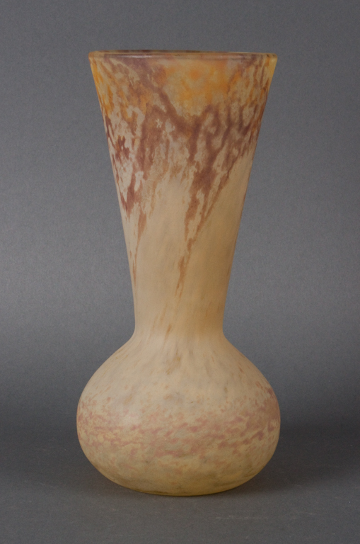 Continental art glass vase marked 136e29