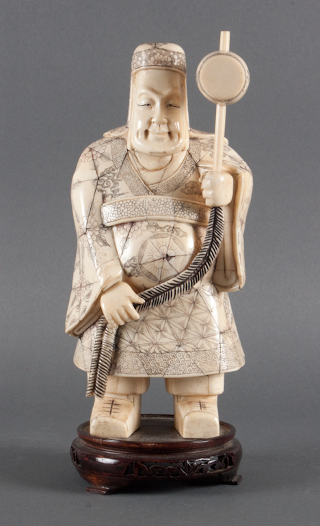 Japanese carved bone deity figure 136e78