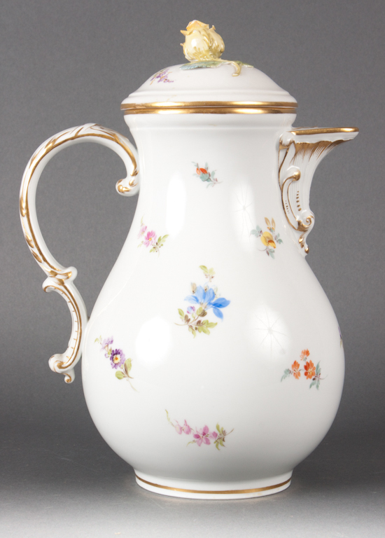 Meissen porcelain chocolate pot in the