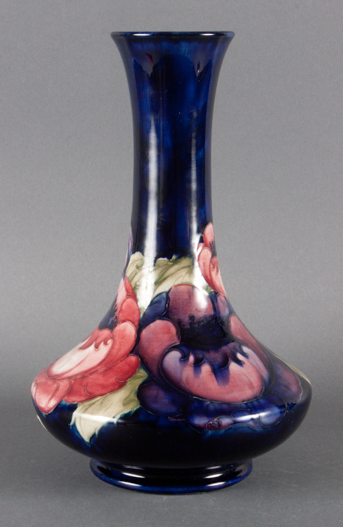 Moorcroft standard glazed art pottery