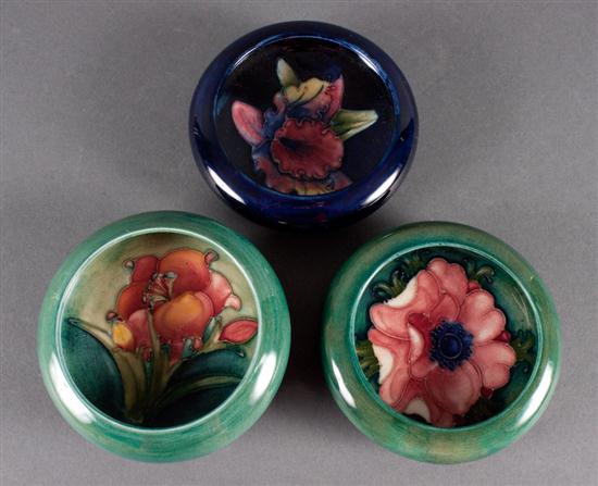 Three Moorcroft standard glazed art